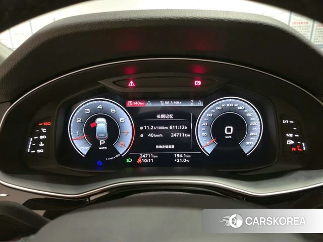 Audi Q7 2024 Черный из Китая, фото 6