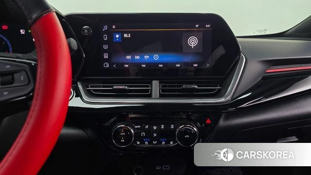 Chevrolet (GM Daewoo) Trax Crossover 2023 Черный из Кореи, фото 6