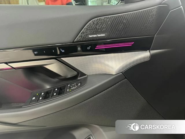 BMW 5 Series (G60) 2024 Синий из Кореи, фото 6