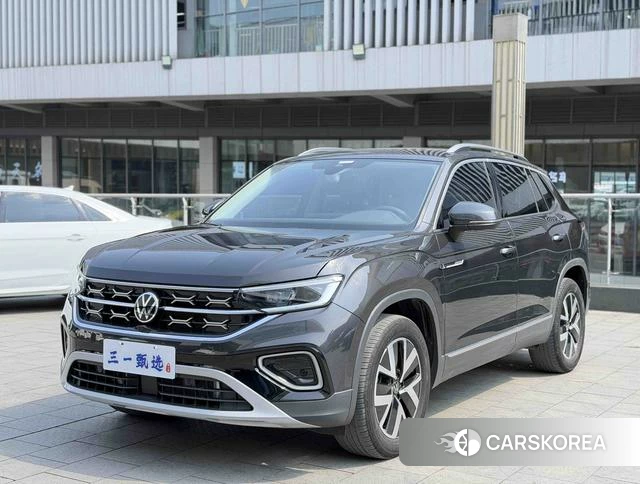 Volkswagen Tanyue 2022 Темно-серый из Китая, фото 6