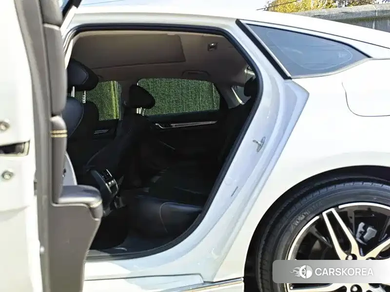 Honda Accord 2022 Белый из Китая, фото 6