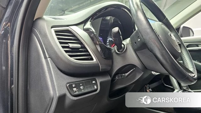 Kia Seltos 2021 Серый из Кореи, фото 6