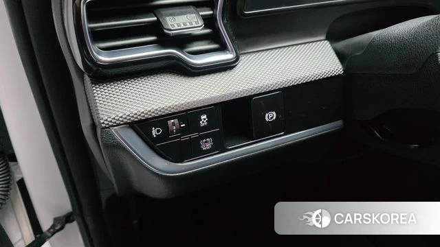 Kia Sportage 5th Generation Hybrid 2022 Белый из Кореи, фото 6