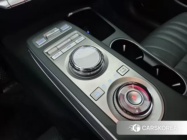 Genesis GV70 2023 Белый из Кореи, фото 6