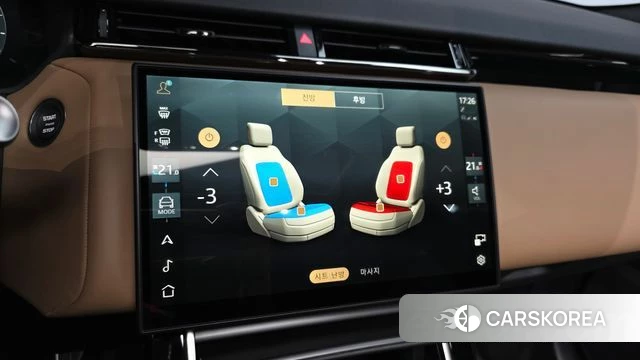 Land Rover Range Rover Velar 2025 Черный из Кореи, фото 6