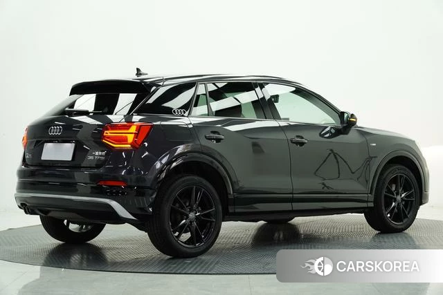 Audi Q2L 2021 Черный из Китая, фото 6