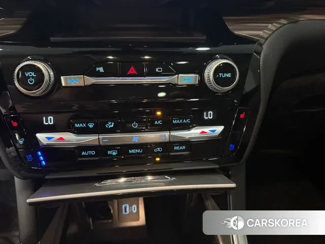 Ford Explorer 6th Generation 2021 Черный из Кореи, фото 6