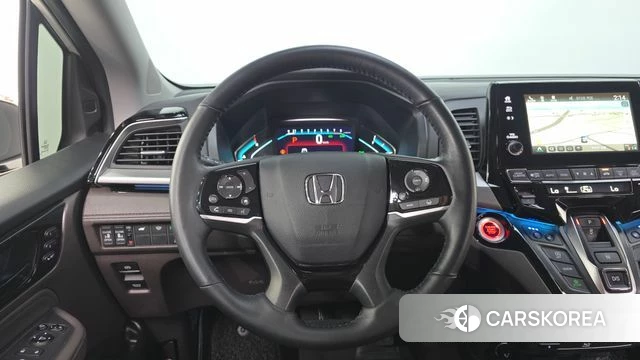 Honda Odyssey 2019 Белый из Кореи, фото 6