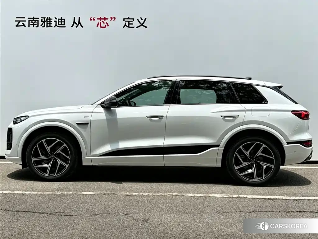 Audi Q6L e-tron 2025 Белый из Китая, фото 6