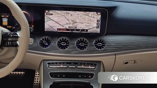 Mercedes-Benz E-Class W213 2023 Белый из Кореи, фото 6