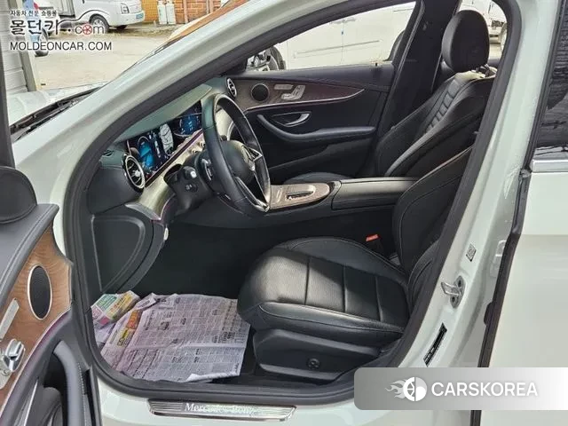 Mercedes-Benz E-Class W213 2022 Белый из Кореи, фото 6