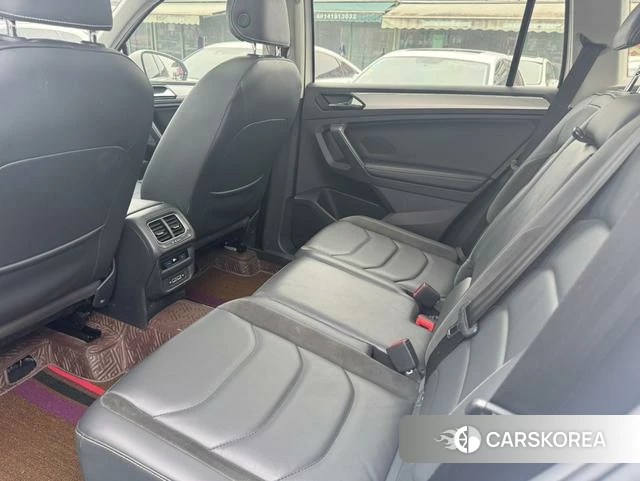 Volkswagen Tiguan L 2019 Белый из Китая, фото 6
