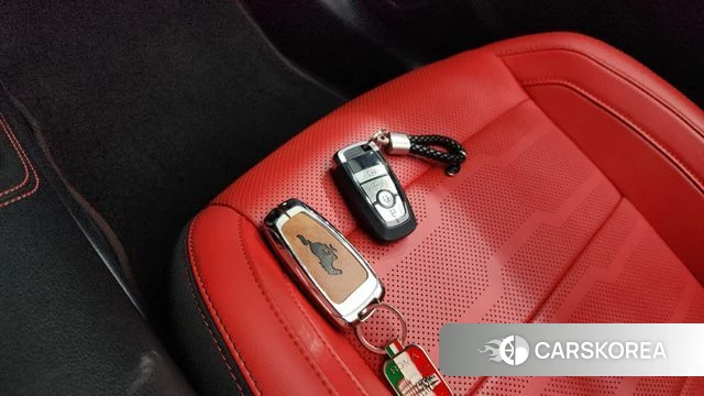 Ford Mustang 2022 Черный из Кореи, фото 6