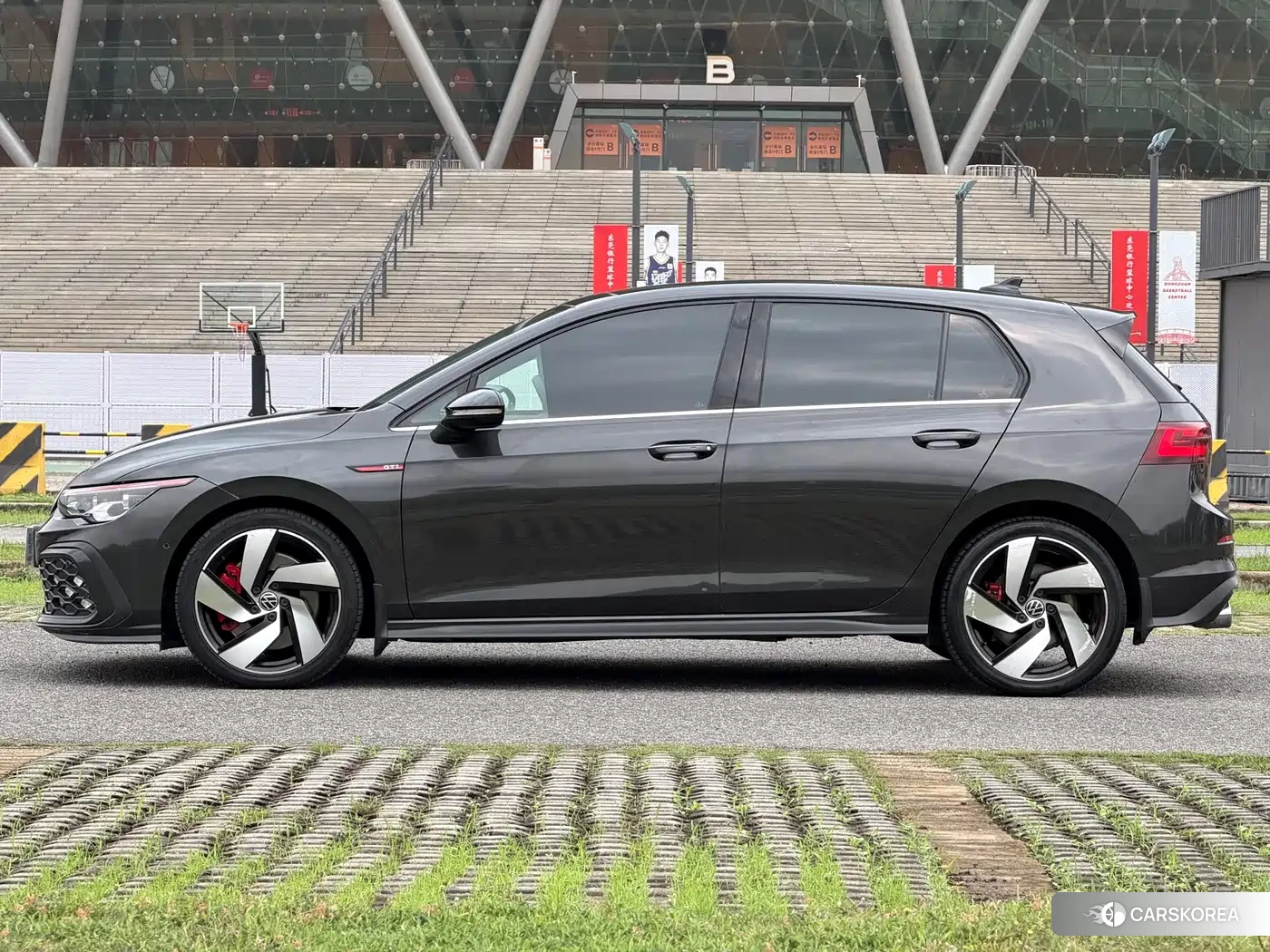 Volkswagen Golf 2023 Черный из Китая, фото 6