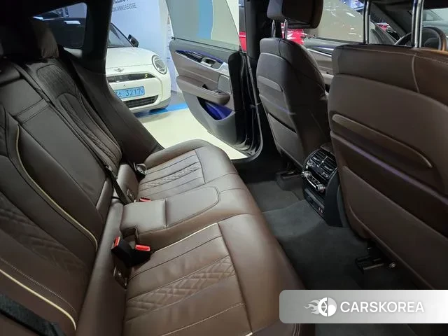 BMW 6 Series GT (G32) 2024 Черный из Кореи, фото 6