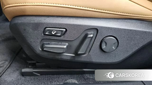 Kia EV6 2023 Черный из Кореи, фото 6