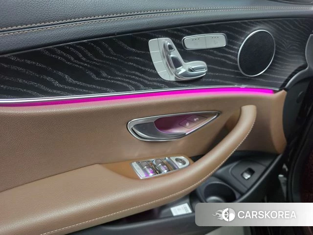 Mercedes-Benz E-Class W213 2022 Серый из Кореи, фото 6