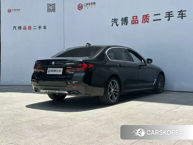 BMW 5 series 2022 Черный из Китая, фото 6