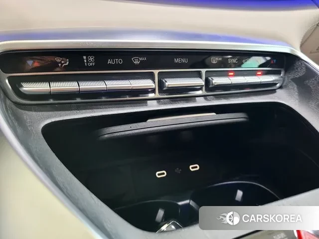 Mercedes-Benz AMG GT 2024 Черный из Кореи, фото 6