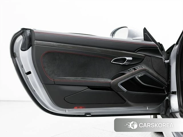 Porsche 718 Cayman 2024 Серебристо-серый из Кореи, фото 6