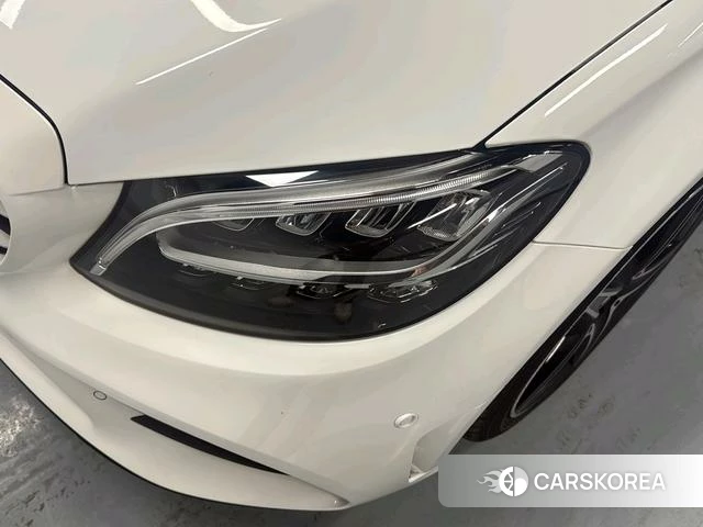 Mercedes-Benz Class C 2021 Белый из Китая, фото 6