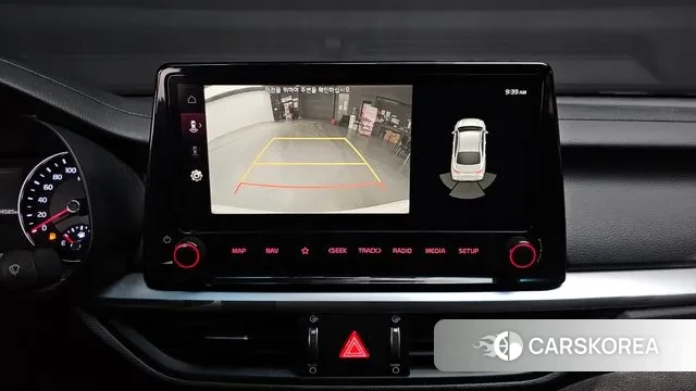 Kia The New K3 2nd generation 2021 Белый из Кореи, фото 6