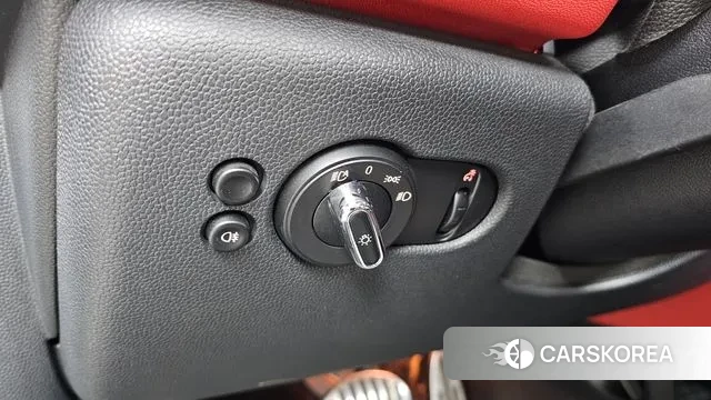 Mini Cooper S Convertible 2019 Черный из Кореи, фото 6