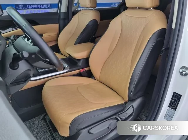 Kia Carnival 4th generation 2023 Белый из Кореи, фото 6