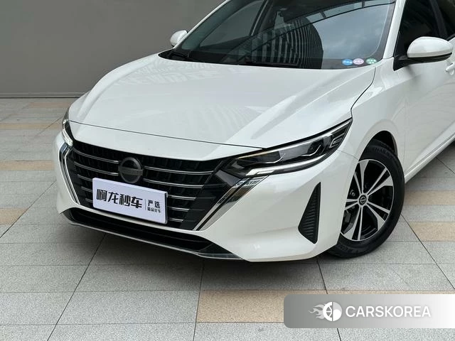 Nissan Xuan Yi 2024 Белый из Китая, фото 6