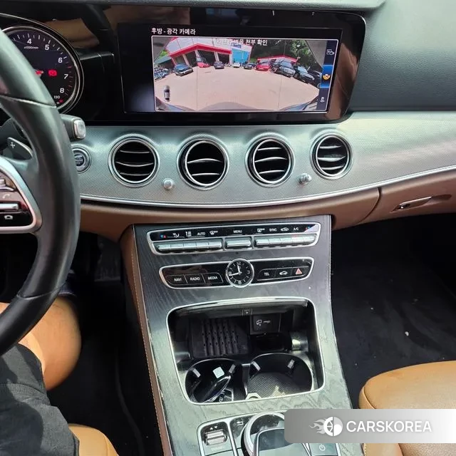 Mercedes-Benz E-Class W213 2020 Серебристо-серый из Кореи, фото 6