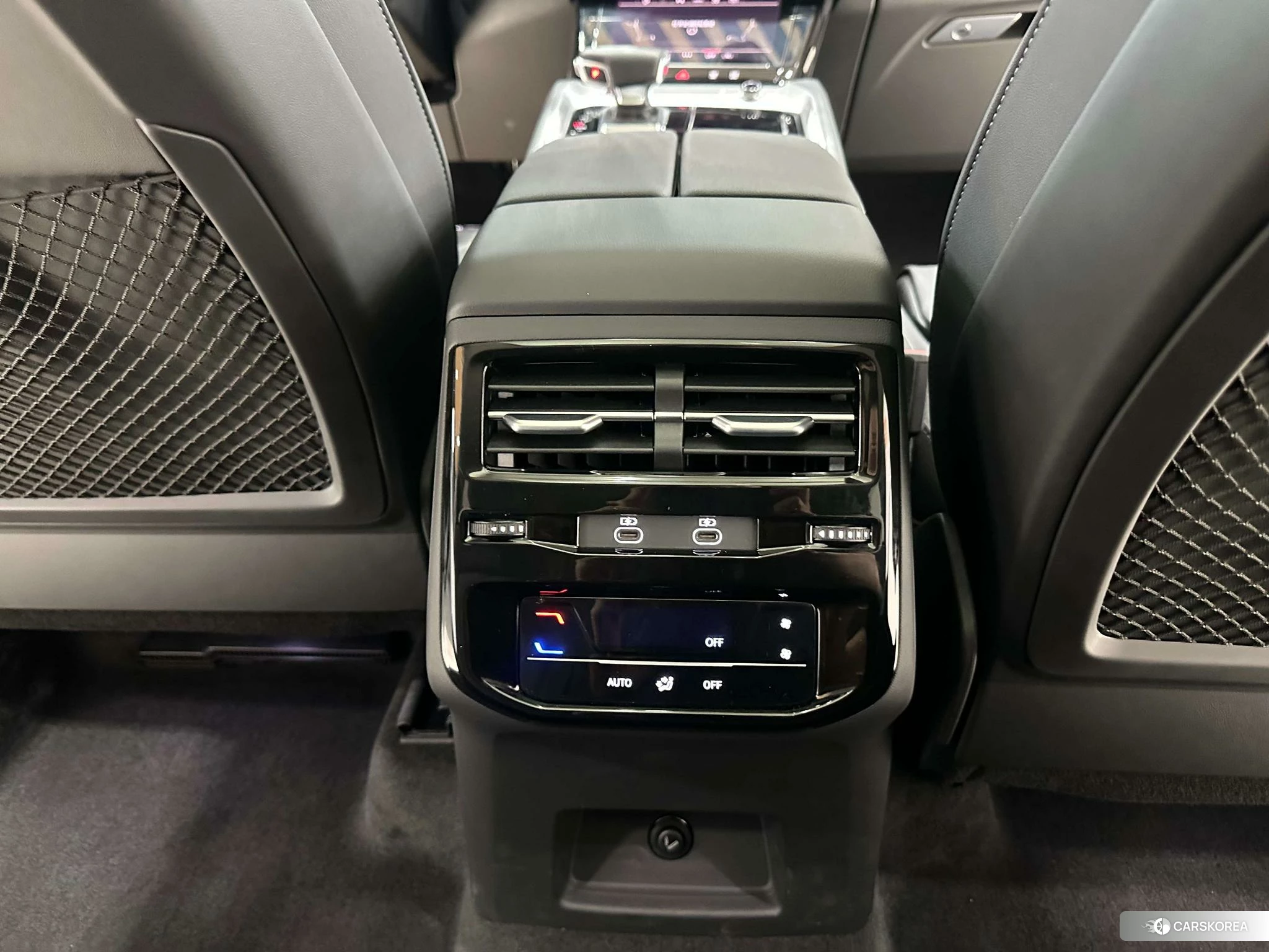 Audi Q6 2023 Черный из Китая, фото 6