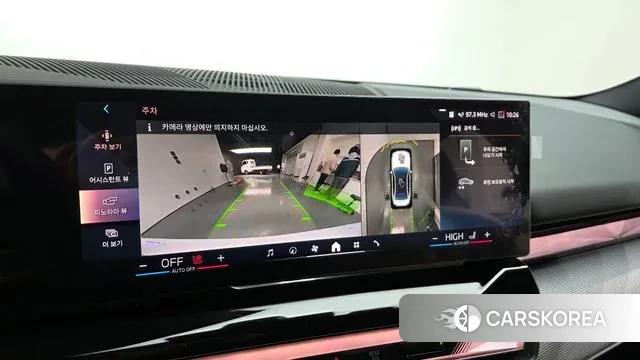 BMW 5 Series (G60) 2024 Белый из Кореи, фото 6