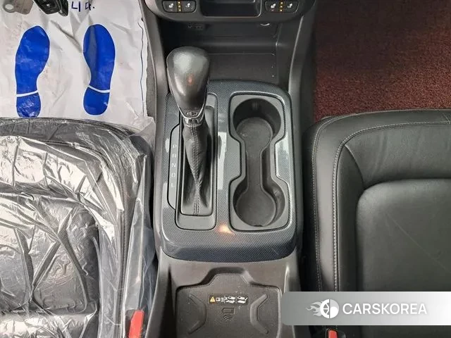 Chevrolet (GM Daewoo) Real New Colorado 2022 Серебристо-серый из Кореи, фото 6