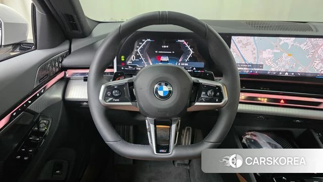 BMW 5 Series (G60) 2025 Белый из Кореи, фото 6