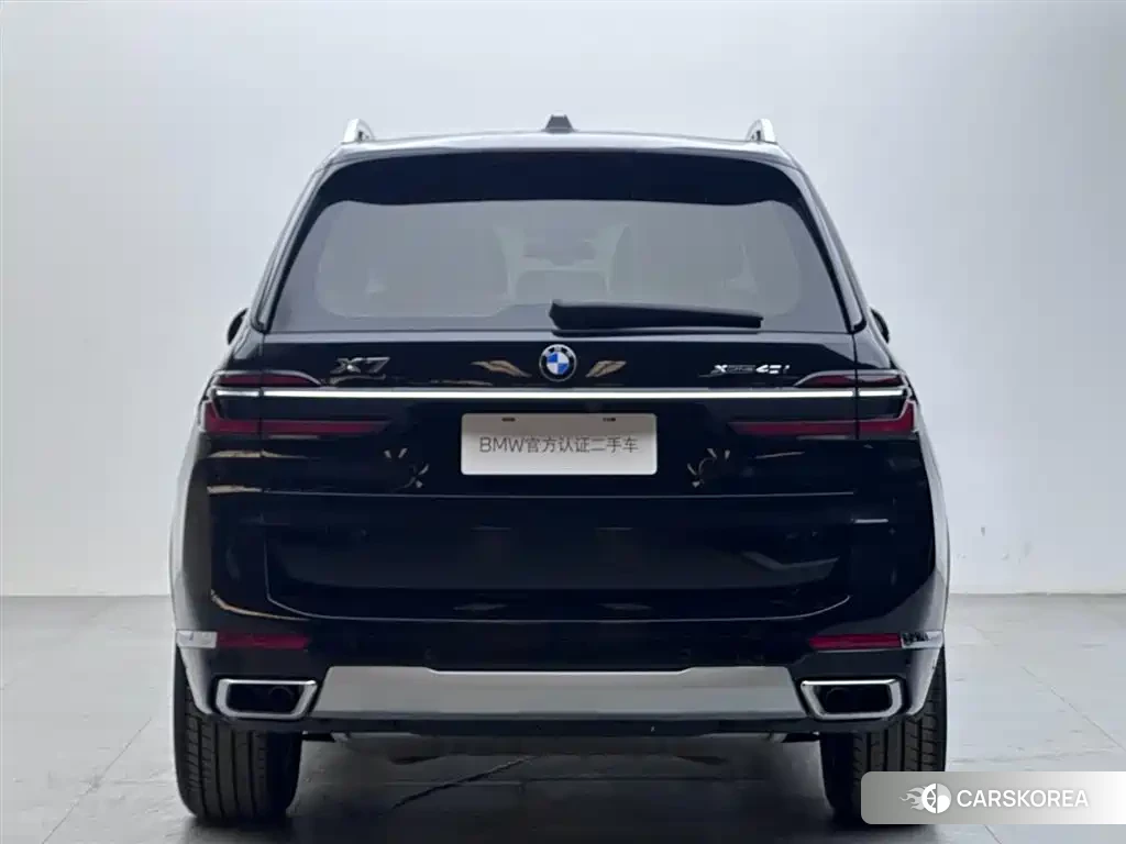 BMW X7 2023 Черный из Китая, фото 6