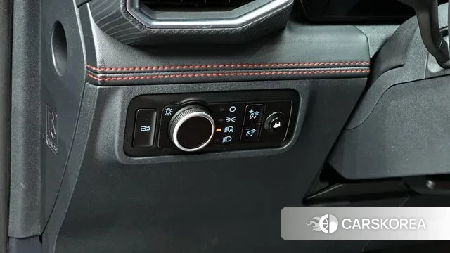 Ford Mustang 7th Generation 2024 Светло-серебряный цвет из Кореи, фото 6