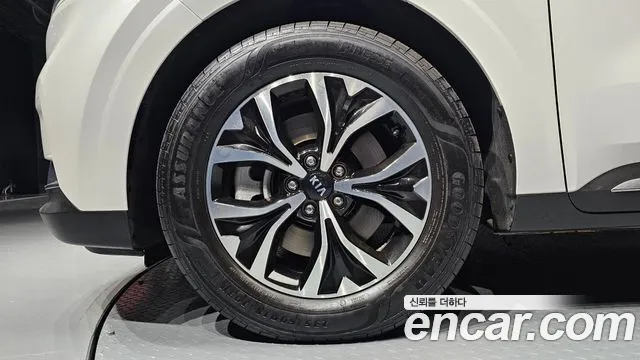 Kia Carnival 4th generation 2021 Белый из Кореи, фото 6