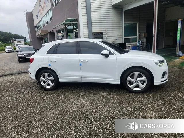Audi Q3 (F3) 2020 Белый из Кореи, фото 6