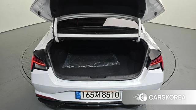 Hyundai Avante (CN7) 2022 Белый из Кореи, фото 6
