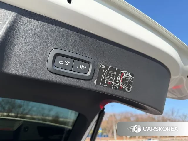 Volvo XC40 2020 Белый из Кореи, фото 6