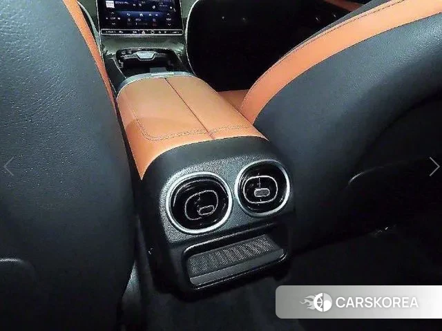 Mercedes-Benz C-Class W206 2022 Белый из Кореи, фото 6