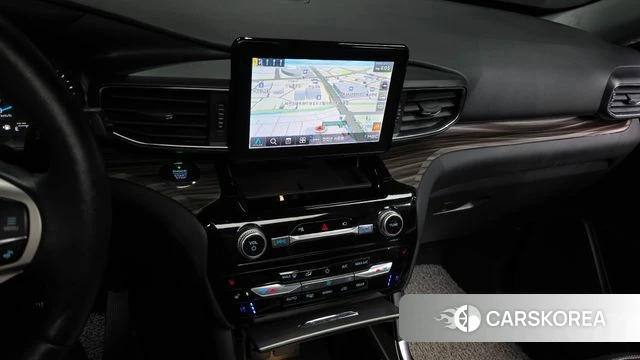 Ford Explorer 6th Generation 2021 Белый из Кореи, фото 6