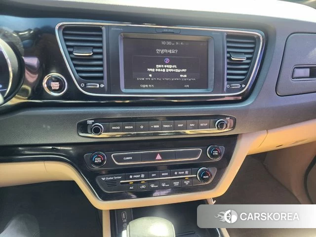 Kia The New Carnival 2018 Черный из Кореи, фото 6