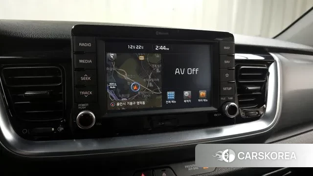 Kia Stonic 2018 Белый из Кореи, фото 6