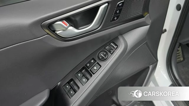 Hyundai Ionic Hybrid 2018 Белый из Кореи, фото 6