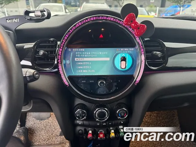 Mini Cooper 2022 Серебристо-серый из Кореи, фото 6