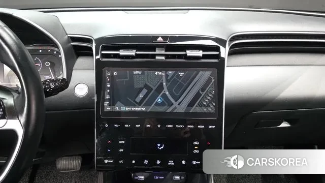 Hyundai Tucson (NX4) 2021 Серебряный из Кореи, фото 6