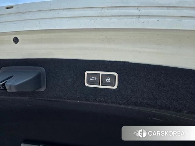 Genesis G90 (RS4) 2023 Белый из Кореи, фото 6