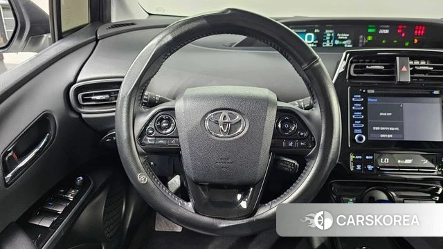 Toyota Prius 4th Generation 2022 Белый из Кореи, фото 6