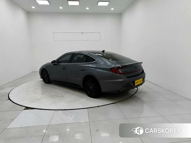 Hyundai Sonata 2022 Темно-серый из Китая, фото 6